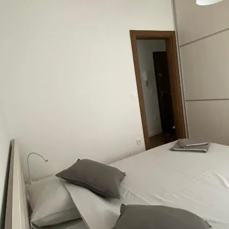 Lux Adria * Mandre